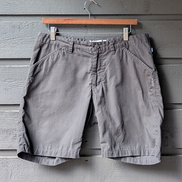Fjallraven High Coast Shorts Size 30"-31" Gray G-1000 - Picture 10 of 10